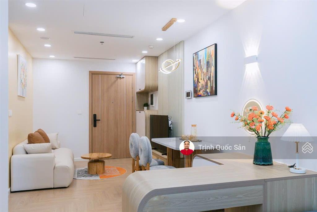 Cho thuê căn studio tại the ninety  90 láng, mới, 14 triệu.  0942 006 ***