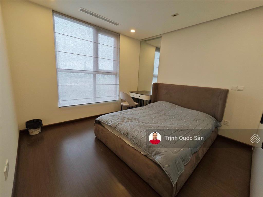 Cho thuê căn hộ 4 ngủ, full đẹp, tại luxury park views, giá 27 triệu .  0/971.342.965