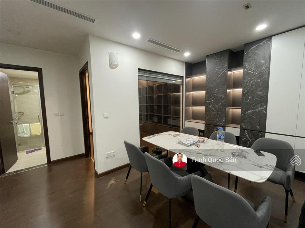 Cho thuê căn hộ 4 ngủ, full đẹp, tại luxury park views, giá 27 triệu .  0/971.342.965