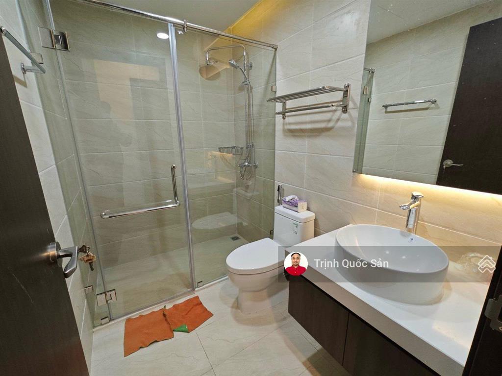 Cho thuê căn hộ 4 ngủ, full đẹp, tại luxury park views, giá 27 triệu .  0/971.342.965