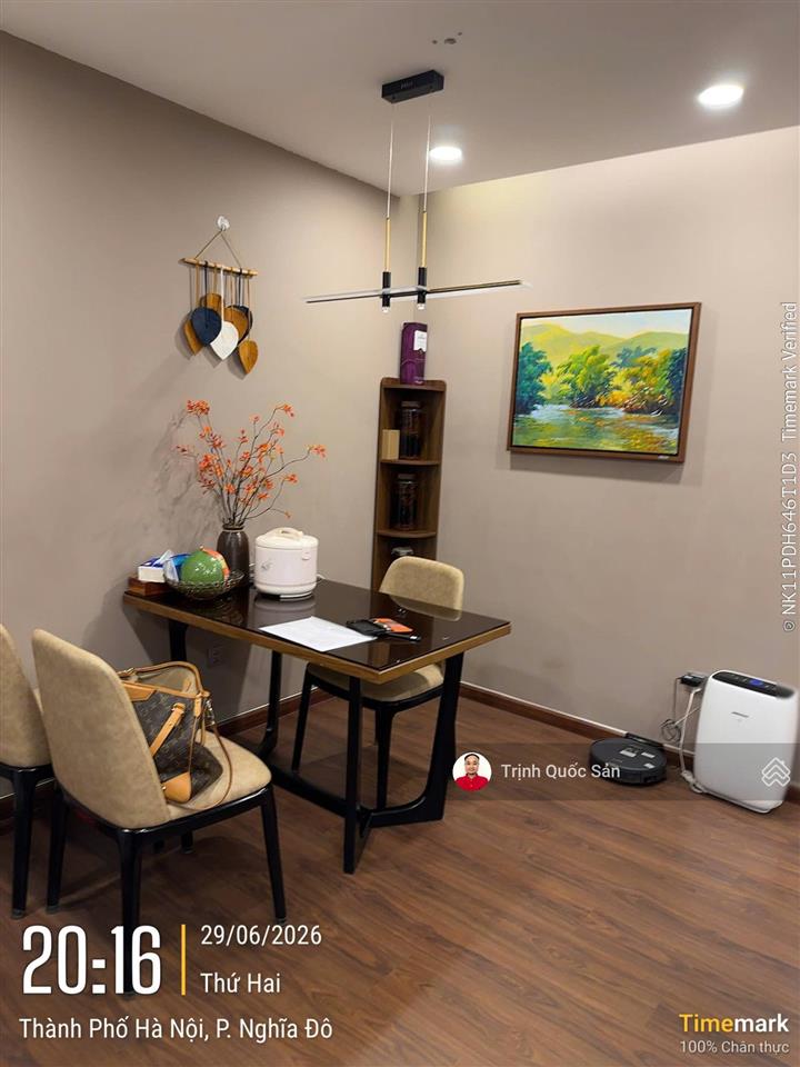 Cho thuê 6th element, căn 83m2, 2 phòng ngủ  full nội thất, 15 triệu/th.  0971 342 ***
