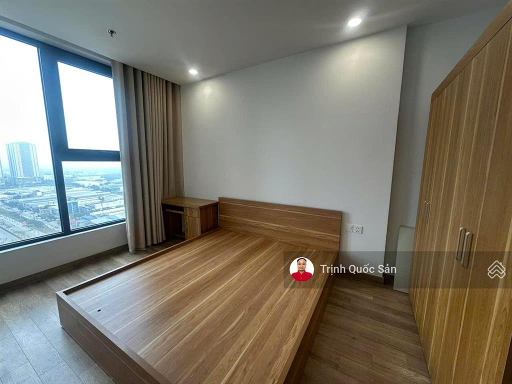 Cho thuê tại the wisteria, 3 ngủ  full đồ  y ảnh.  0971 342 ***