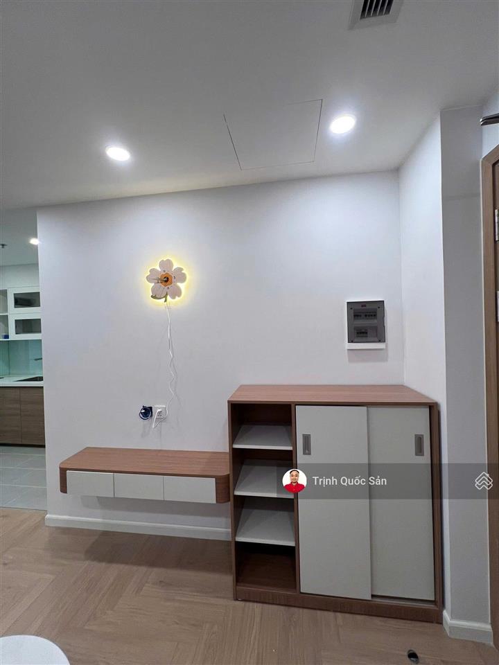 Cho thuê the ninety  căn studio 35m2, full (y ảnh) 13 triệu.  0942 006 ***