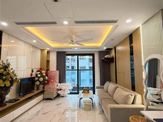 Cho thuê sunshine center, căn góc 118m2, 2 ngủ + 1 đn, full nội thất  có slot ô tô 0971 342 ***