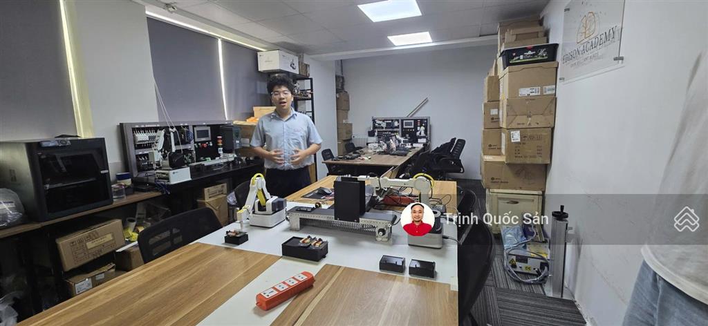 Cho thuê n09b2 thành thái, 37m2, làm văn phòng, 7 triệu/tháng .  o.971.342,965
