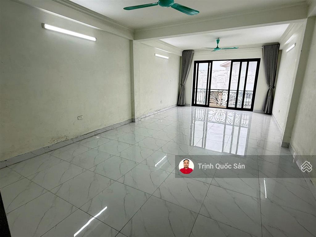 Cho thuê tầng 5, nhà mặt phố chùa bụt mọc, phú diễn, làm văn phòng, 50m², thông sàn, o971.342.965
