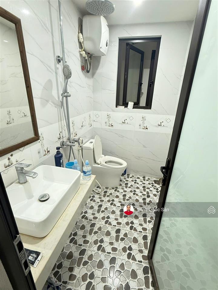Cho thuê tầng 5, nhà mặt phố chùa bụt mọc, phú diễn, làm văn phòng, 50m², thông sàn, o971.342.965