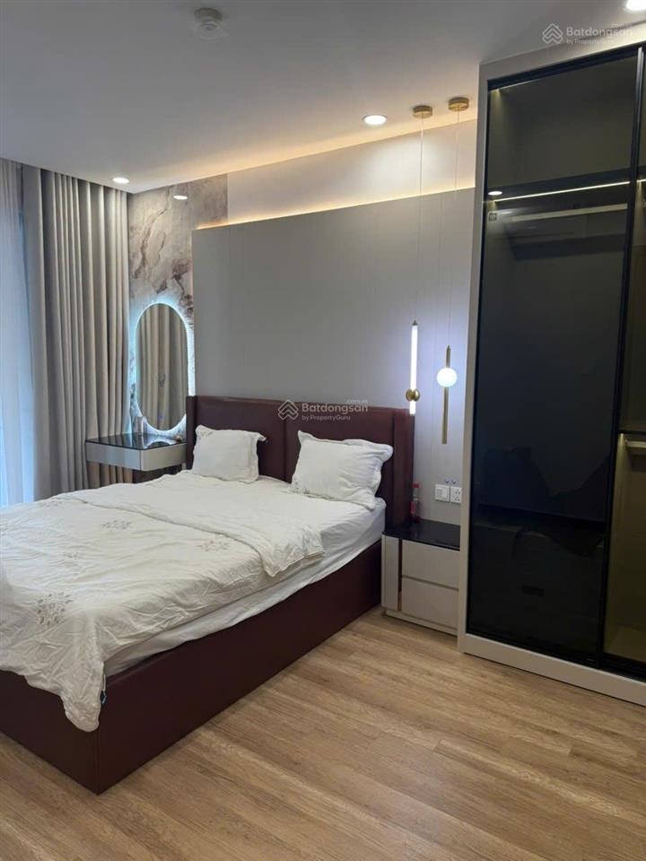Hiếm, cho thuê căn 2 ngủ, 83m2, full nột thất , 12 triệu tại the wisteria . o.942.00,6856