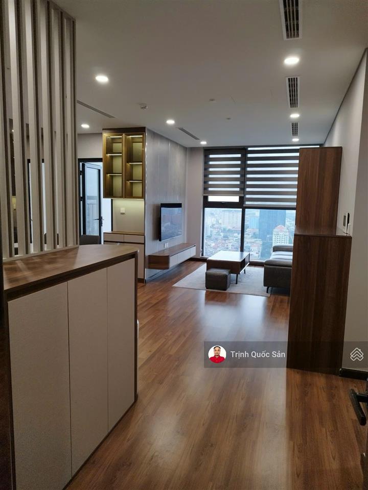 Cho thuê mipec xuân thủy, 83m2, 2 ngủ  2wc. full đồ 18 triệu/th.  0971 342 ***