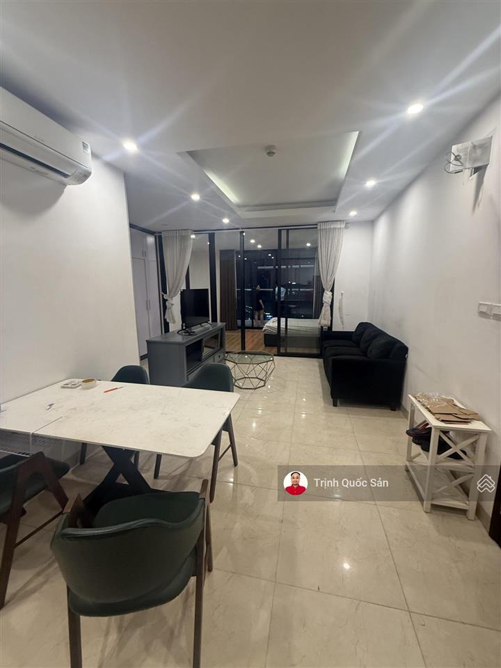 Cho thuê center point 110 cầu giấy, 1 ngủ, 55m2, full đồ, 13 tr/th, vào luôn. 0971 342 ***