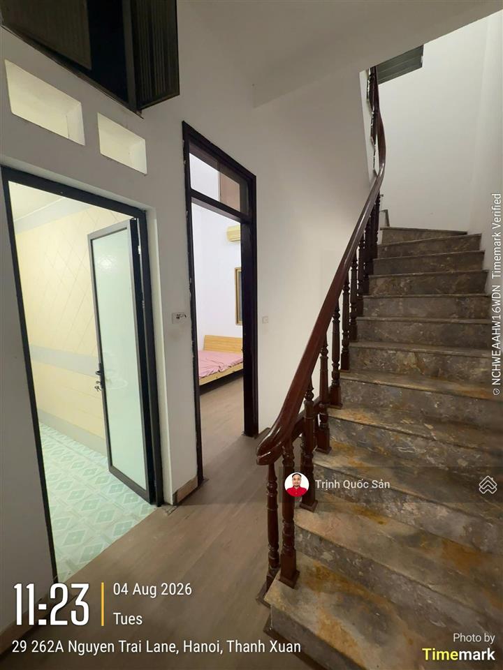 Cho thuê nhà ngõ 262a nguyễn trãi, thanh xuân, 3 tầng, 4 ngủ, full đồ gỗ, 12tr.  0971 342 ***