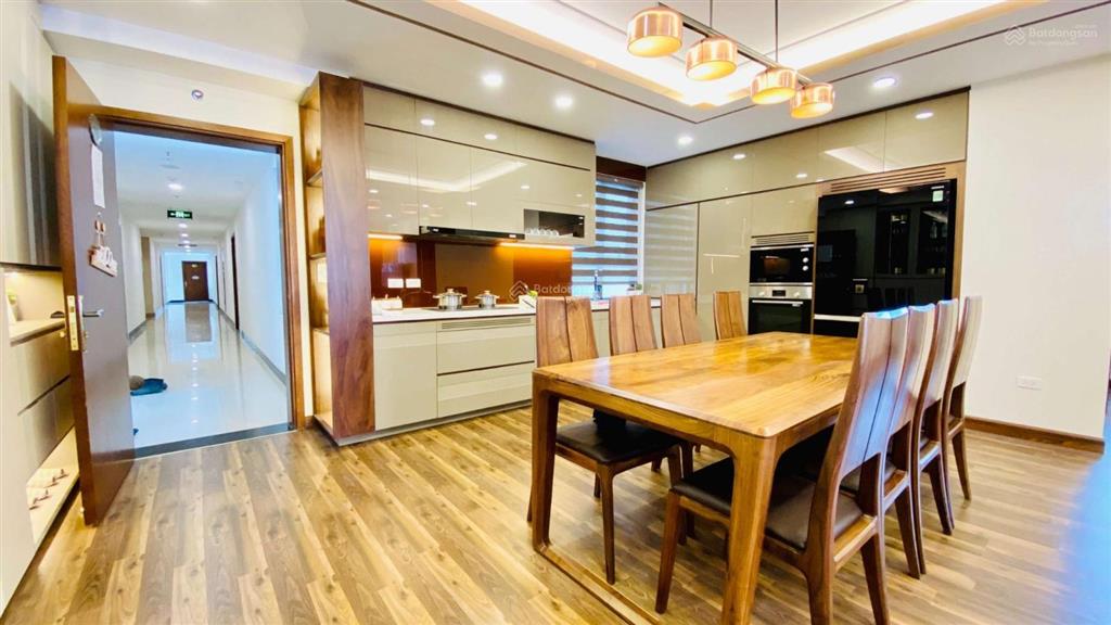 Cho thuê discovery complex, 155m2  3 ngủ, full đồ, có slot ô tô.  0971 342 ***