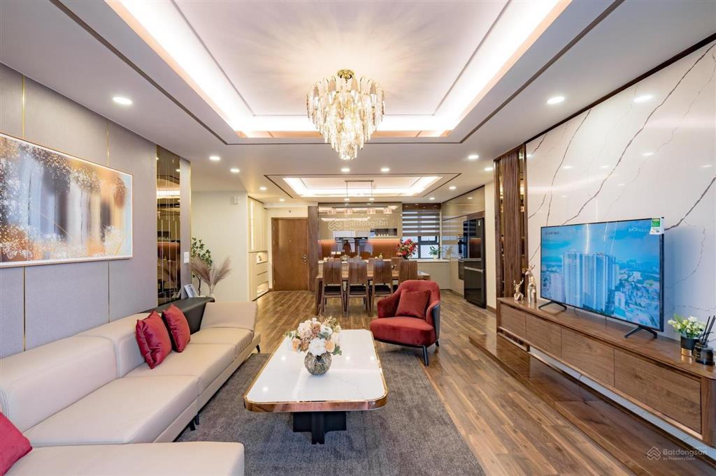 Cho thuê discovery complex, 155m2  3 ngủ, full đồ, có slot ô tô.  0971 342 ***