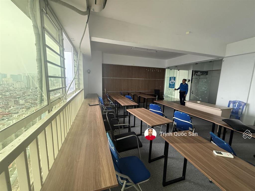 Cho thuê n09b2 thành thái, 37m2, làm văn phòng, 7 triệu/tháng.  0971 342 ***