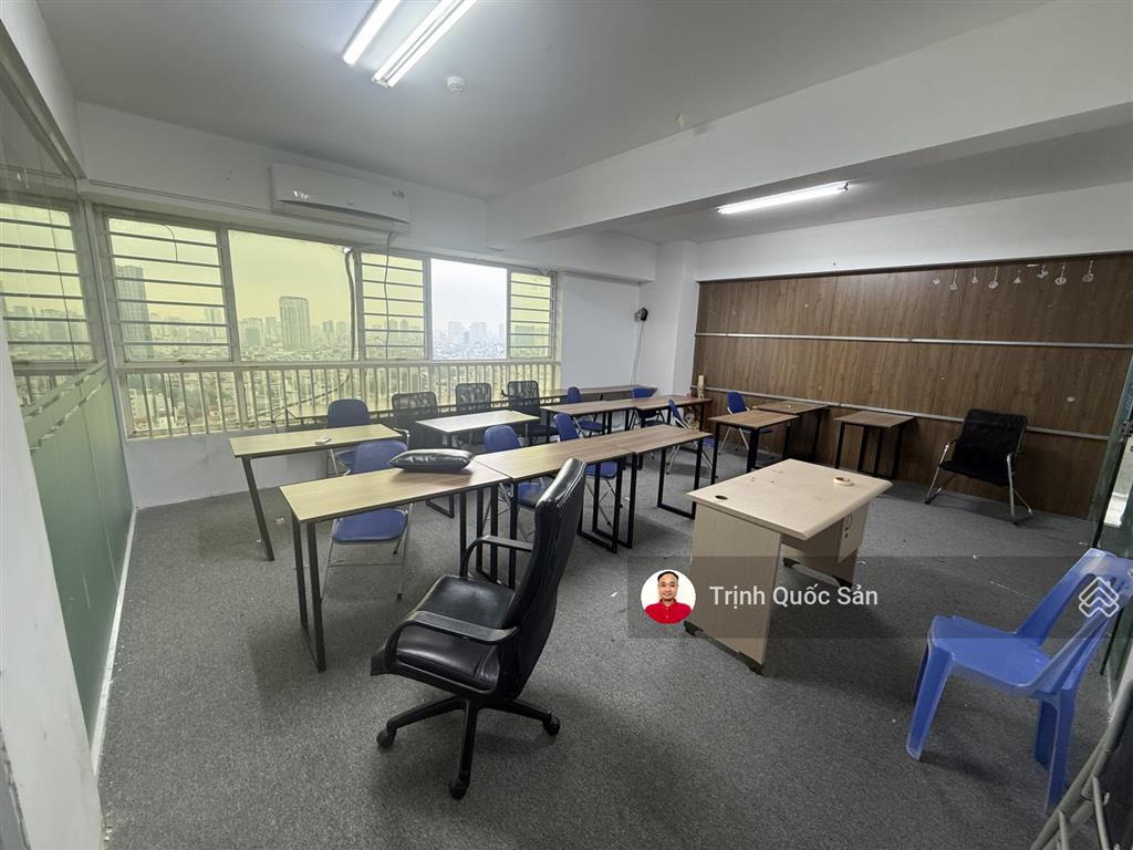 Cho thuê n09b2 thành thái, 37m2, làm văn phòng, 7 triệu/tháng.  0971 342 ***