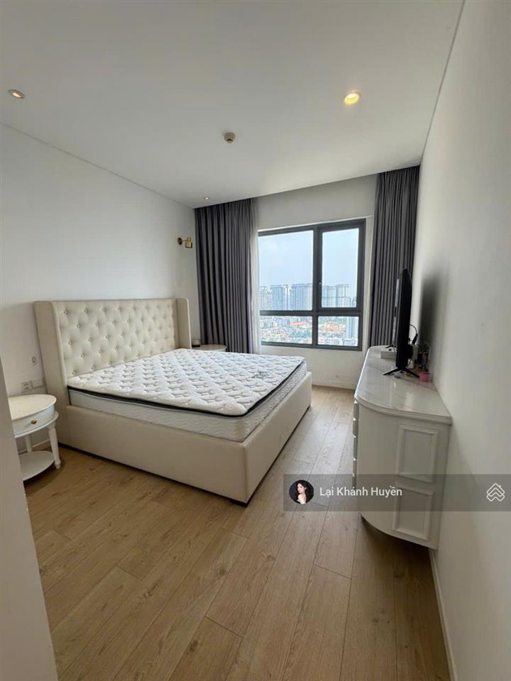 Cho thuê nhiều căn 2pn trống sẵn full nội thất đẹp  view sông cực rộng tháp brilliant & maldives