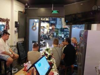 Cần sang quán cafe  bar  ăn uống gần phố đi bộ q1