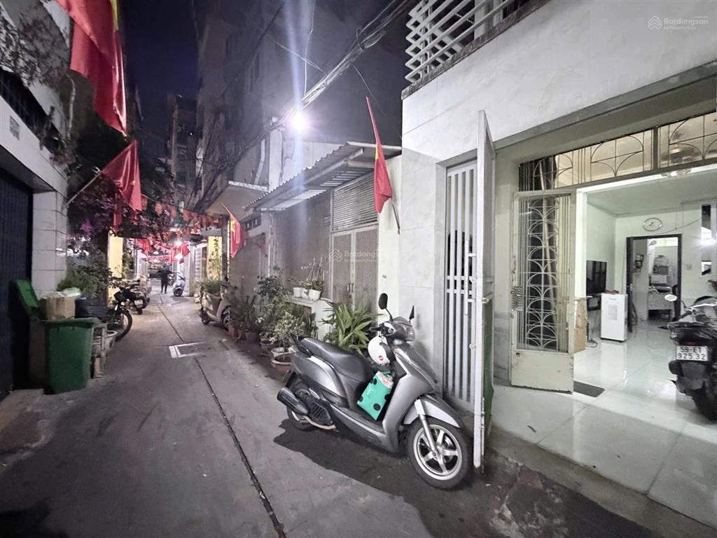 Bán nhà phạm ngũ lão  quận 1  48m  cách mặt tiền 50m  giá từ 9.x tỷ  bank hỗ trợ trên 2 tỷ