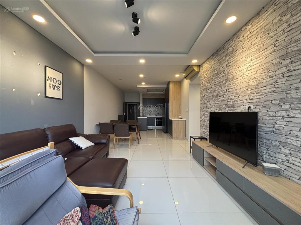 Cần cho thuê căn hộ la casa q7, 92m2 2pn 2wc có nội thất, giá thuê 12 tr/tháng.  0916 226 ***