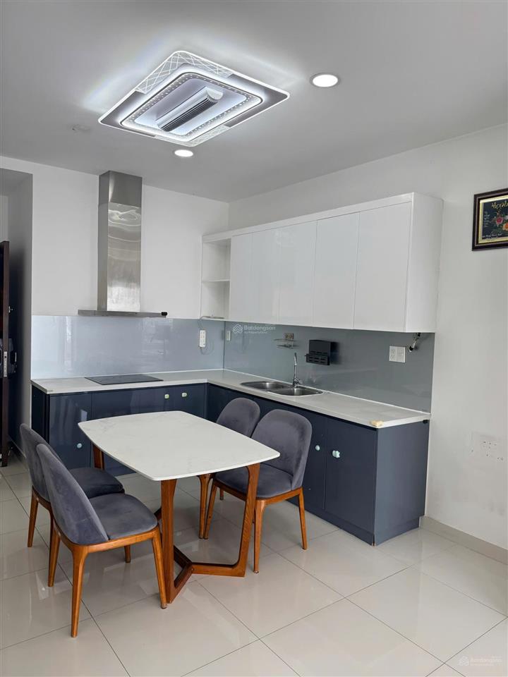 Cần bán căn hộ of tulip tower số 15 hqv, q7. diện tích 74m2 2pn giá bán chỉ 2 tỷ 7  0916 226 ***