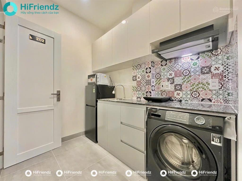 Cho thuê căn hộ mới xây full nội thất máy giặt riêng ngay phạm văn đồng, đại học ngân hàng