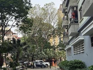 Cần bán gấp căn chung cư vip của khu đô thị định công,tiện ích đầy đủ,môi trường xanh,hiếm nhà bán