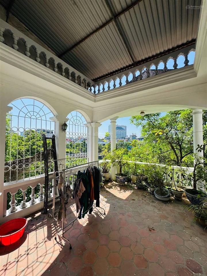 Cần bán gấp nhà mặt phố phương liệt, view hồ thoáng, hiếm nhà bán, siêu phẩm thanh xuân
