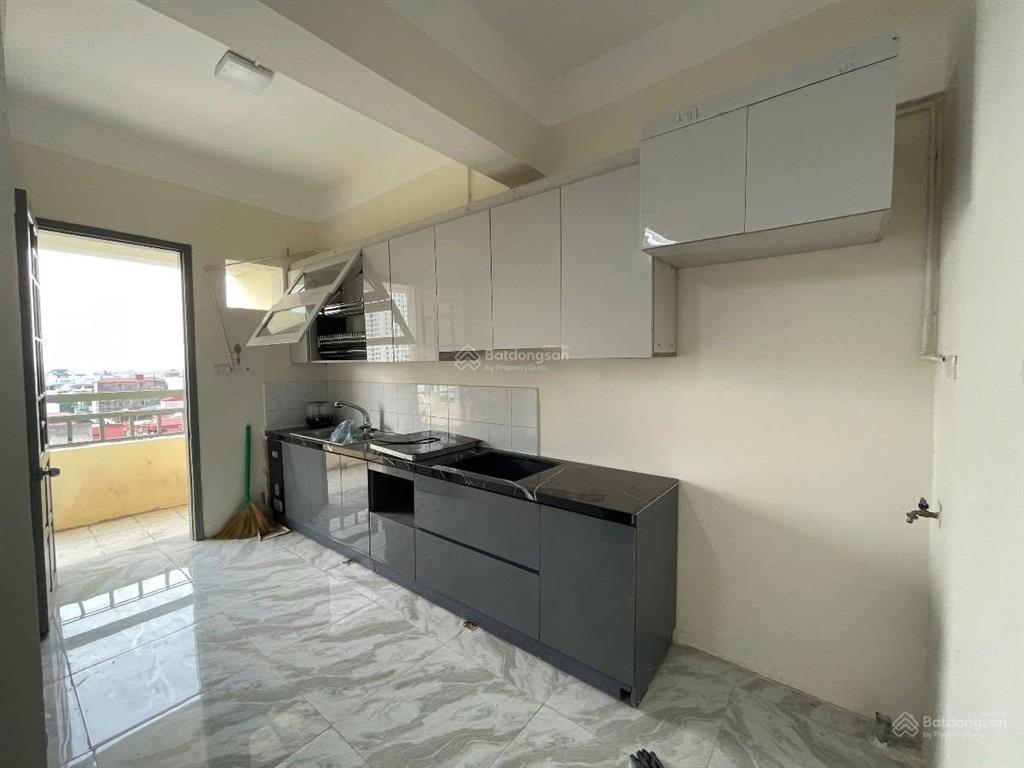 Cần bán gấp chung cư toà b9 nguyễn cảnh dị, thoáng, khu vực hiếm nhà bán, 3 ngủ