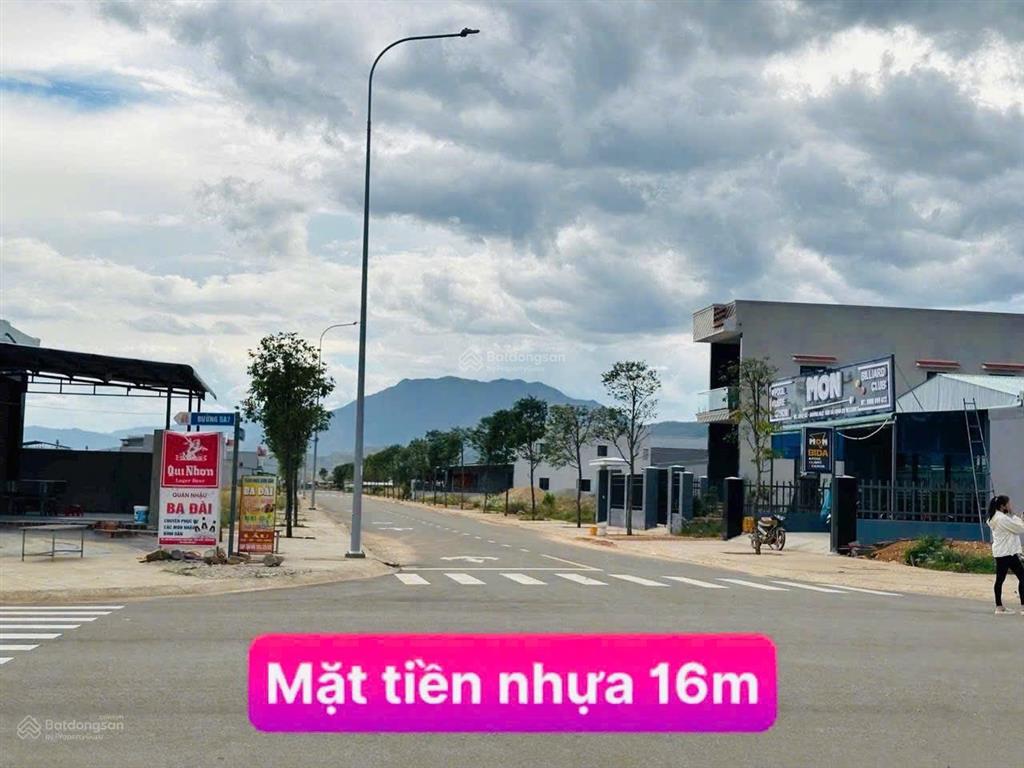 Bán đất trung tâm vsip bình định 200m, đường 16m, sổ đỏ riêng, công chứng ngay