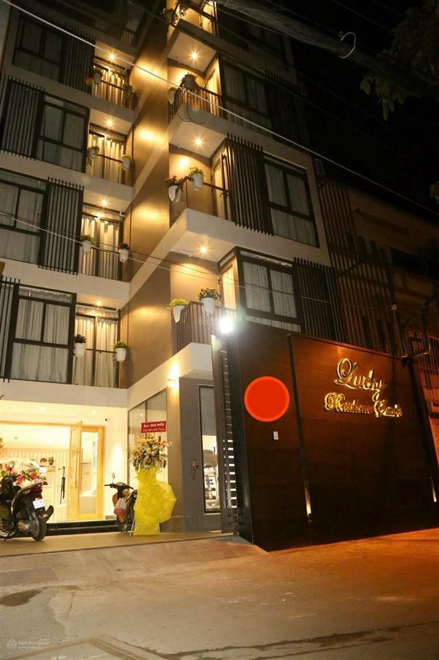 Bán chdv cao cấp khu phố nhật bản, nguyễn cửu vân. 1 trệt, 1 lửng, 5 lầu, sân thượng, thang máy