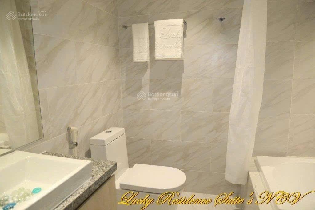 Bán chdv cao cấp khu phố nhật bản, nguyễn cửu vân. 1 trệt, 1 lửng, 5 lầu, sân thượng, thang máy