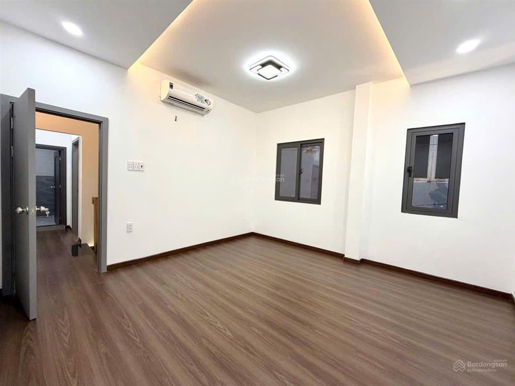 Siêu phẩm quận 10 nhà mới đẹp 2 lầu 3 pn 3wc, giá chỉ 6.6 tỷ tl