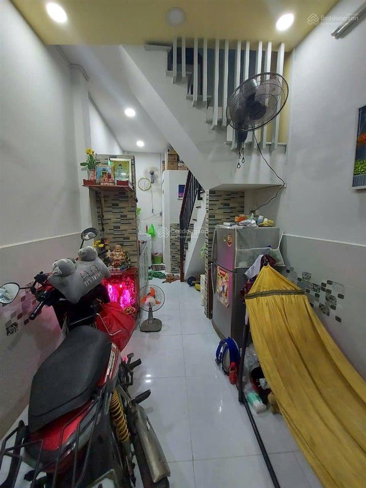 Bán nhà sát mặt tiền phường phú định, đường lương văn can, 1,95 tỷ, 21m2.