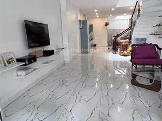 Bán nhà riêng tại 437/ đường hoàng văn thụ, tân bình, 9,7 tỷ, 80m2.