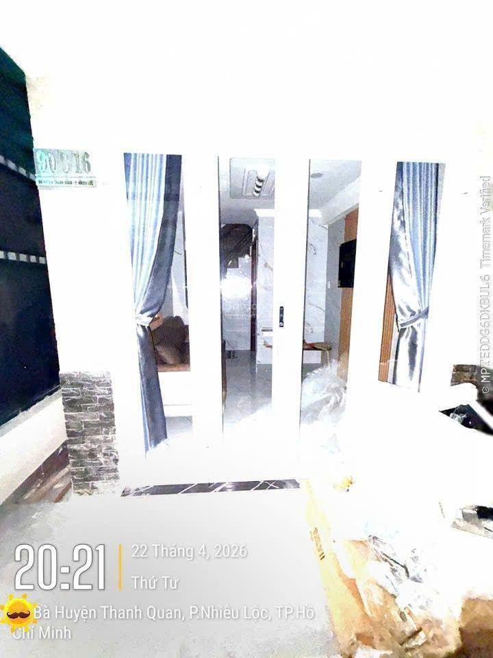 Bán gấp mới 3 phòng ngủ/ 4,68 tỷ. hẻm 90/ bà huyện thanh quan, gần vòng xoay dân chủ