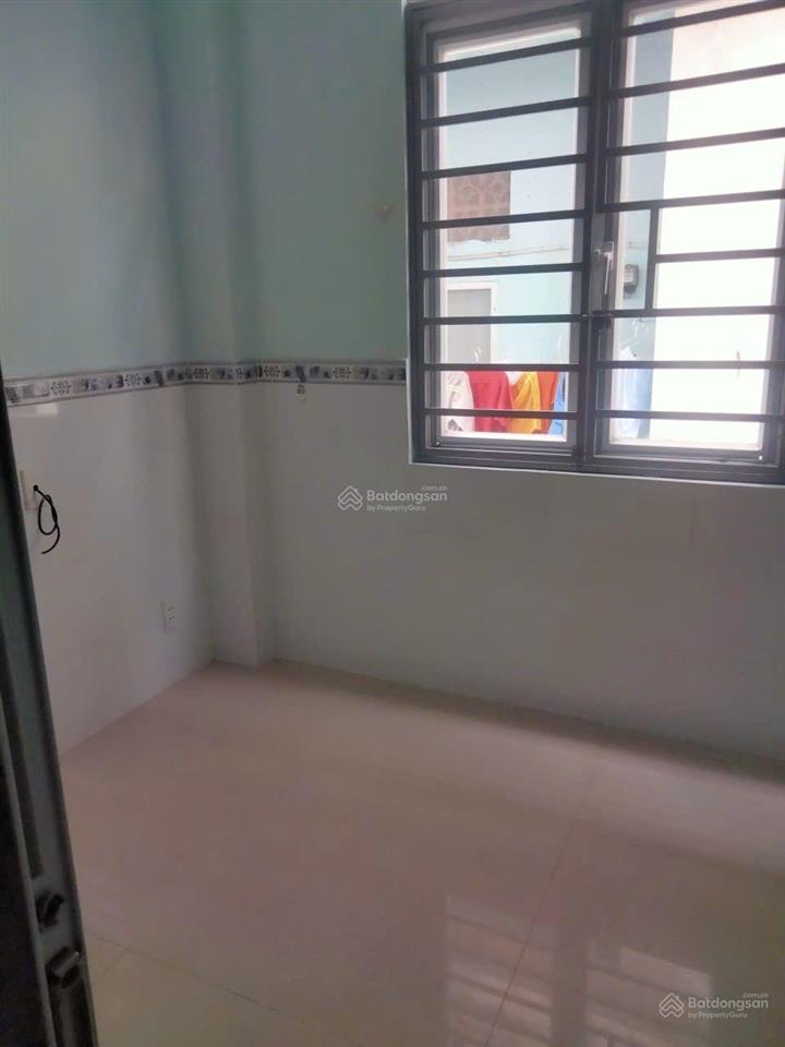 Cho thuê nhà 1 trệt 2 lầu 2 phòng ngủ 3wc hẻm 116 tô hiến thành, quận 10 giá chỉ 8 tr/th, còn bớt