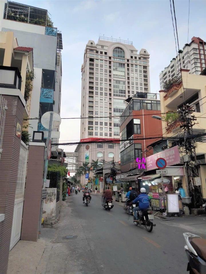 Nhà mới 4 tầng rộng 5m. hẻm 3 gác ngay trung tâm phú thọ, tp.hcm giá 10 tỷ, tl