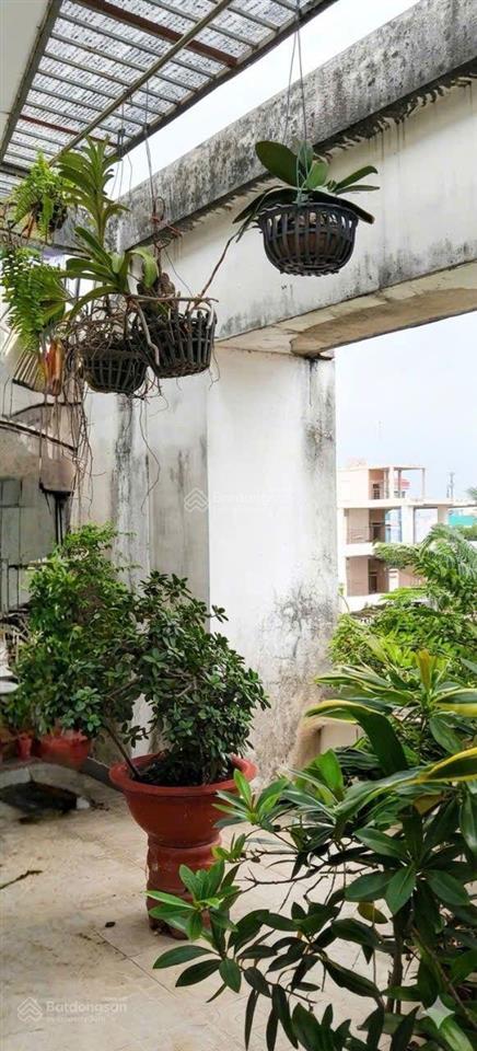 Bán nhà 4 pn 5t ngay khu du lịch bến xưa, hà huy giáp, ngã tư ga. gía chỉ 8,3 tỷ