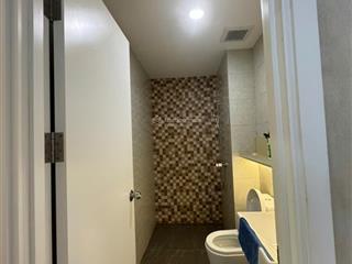 Cần bán căn 2pn  1wc, sổ hồng cầm tay 3.1 tỷ, nội thất cơ bản, tầng trung mua ở ngay