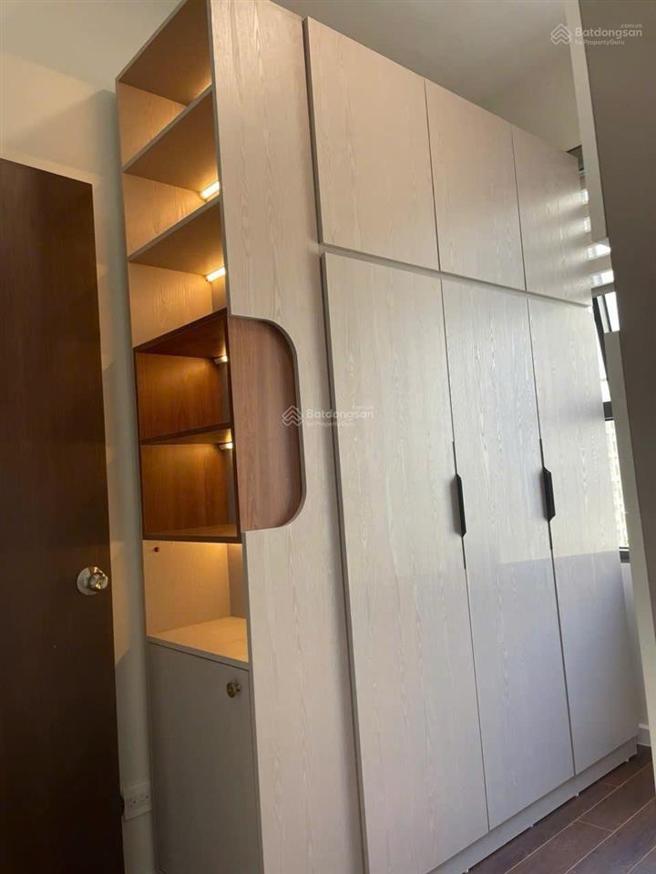 Cần bán căn hộ 2pn2wc giá 3.550 tỷ, tòa mới, căn gốc, sang tên công chứng liền tay