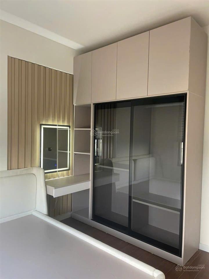 Cần bán căn hộ 2pn2wc giá 3.550 tỷ, tòa mới, căn gốc, sang tên công chứng liền tay