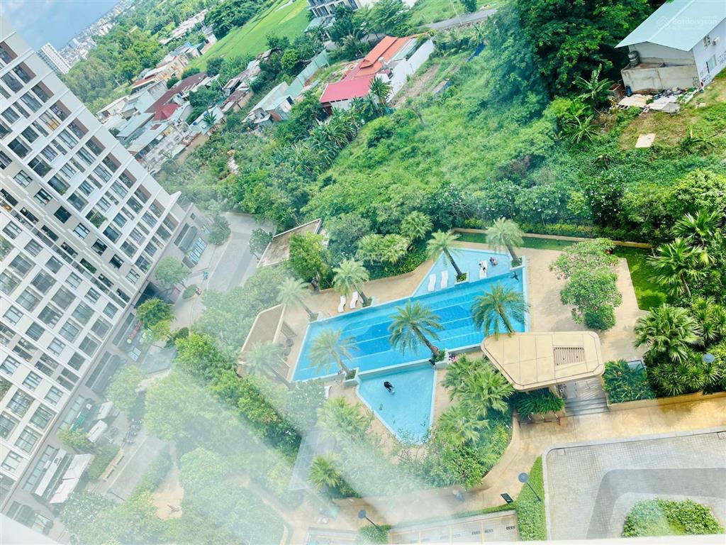 Cần bán căn hộ 2pn1wc view trực diện hồ bơi, 2,9 tỷ chưa bao gồm sổ   thư 0368 653 ***