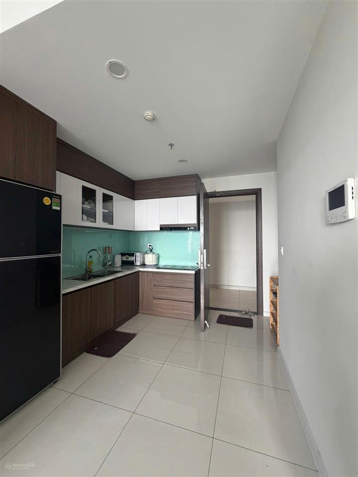 Cần bán căn hộ 1pn+ smarhome giá 2.520tr có bớt lộc nhà trống giá full 102%