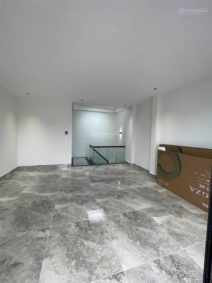 Bán nhà bồ đề 50m2 x 6 tầng x 5m mặt tiền,thang máy,ngõ thông 2 đầu,khu phân lô hàng không