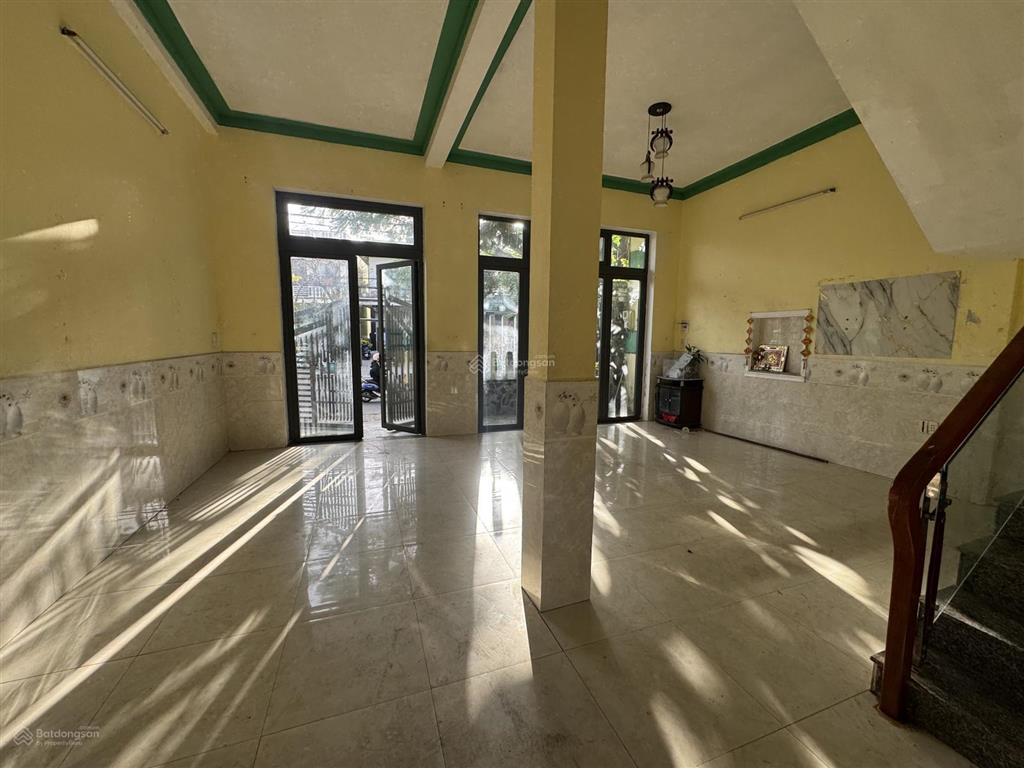 Chính chủ bán nhà 2 tầng mt nguyễn duy trinh ngay bãi tắm tân trà