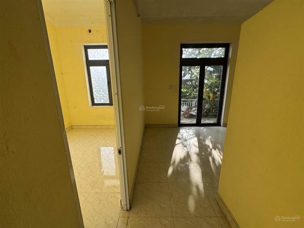 Chính chủ bán nhà 2 tầng mt nguyễn duy trinh ngay bãi tắm tân trà