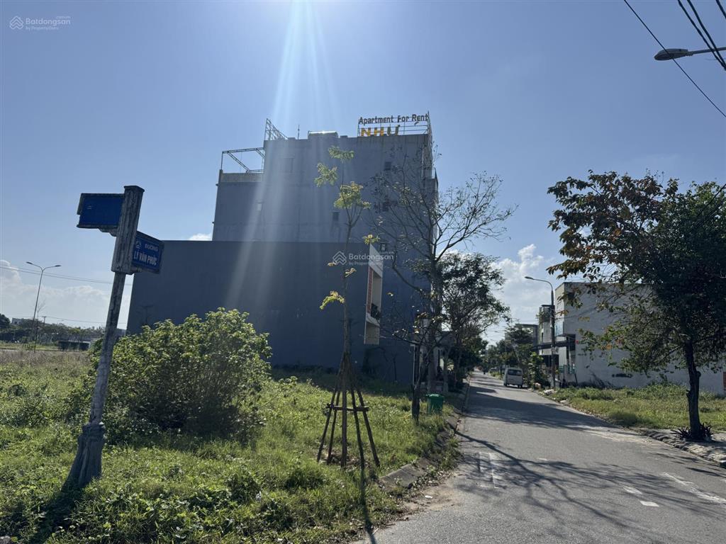Bán cặp đất sát biển kẹp ống đường lý văn phức ngay bãi tắm tân trà