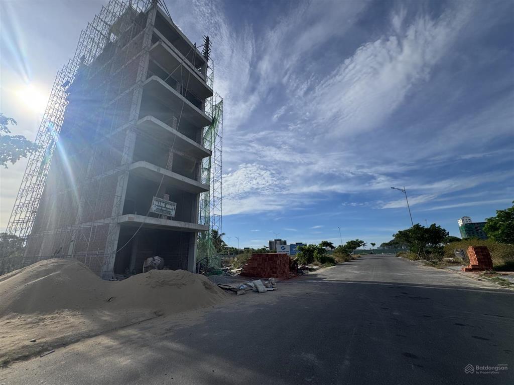 Bán cặp đất saphia ngay bãi tắm sơn thủy gần crowne plaza