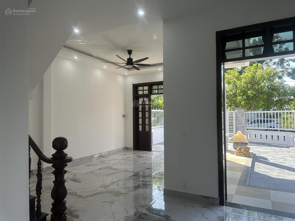 Bán nhà 3 tầng lô góc 2 mặt tiền đường việt bắc view chung cư 29 tầng