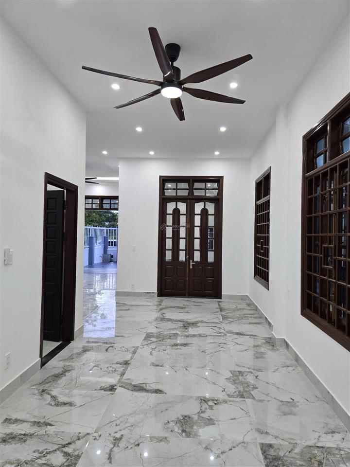 Bán nhà 3 tầng lô góc 2 mặt tiền đường việt bắc view chung cư 29 tầng